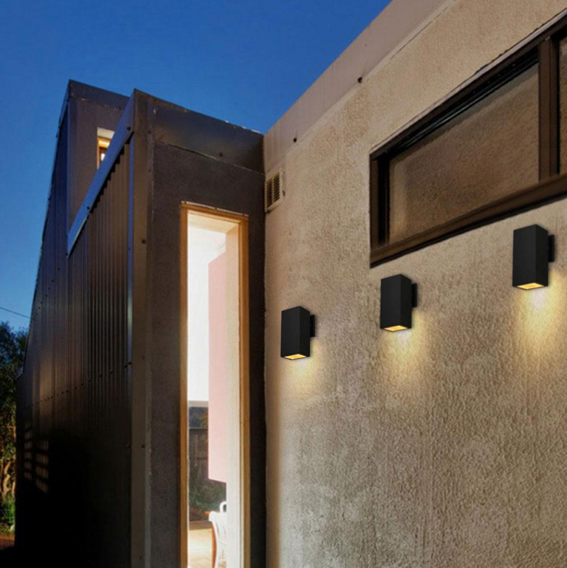 Cerdeco 18143TZ Brandon 1-Light Outdoor Wall Lamp, Matte Black [UL Listed]    FLB01S